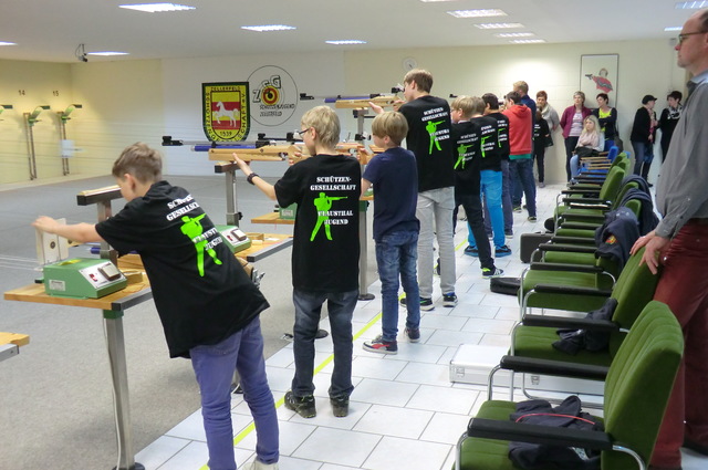 files/schuetzen/Bilder/Jugend/Kreismeisterschaft_2015_Bild4.JPG